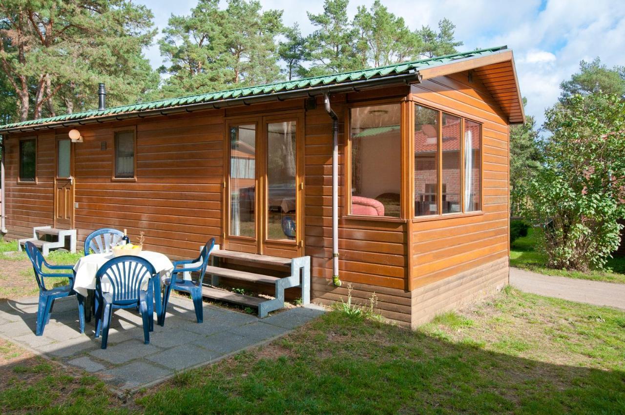 Camping-Und Ferienpark Havelberge Gross Quassow Exteriör bild