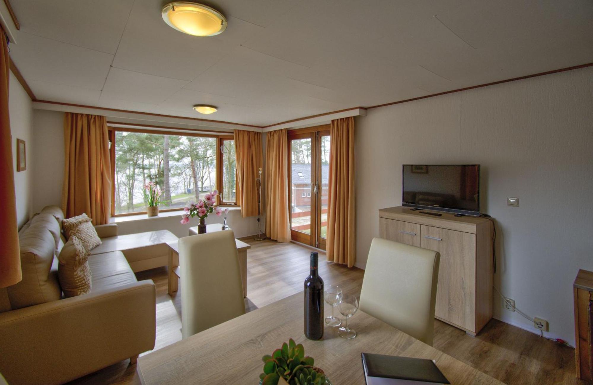 Camping-Und Ferienpark Havelberge Gross Quassow Exteriör bild